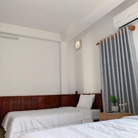 Viet Hostel Hue Exteriör bild