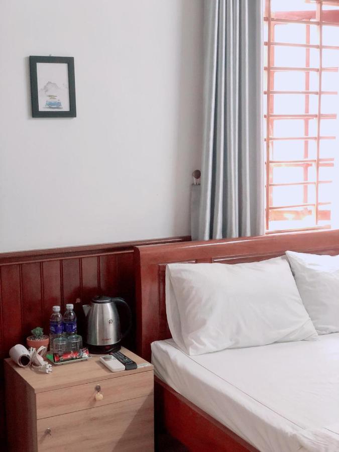 Viet Hostel Hue Exteriör bild