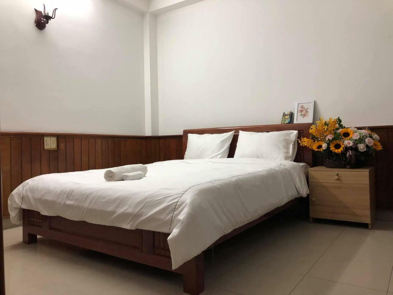 Viet Hostel Hue Exteriör bild