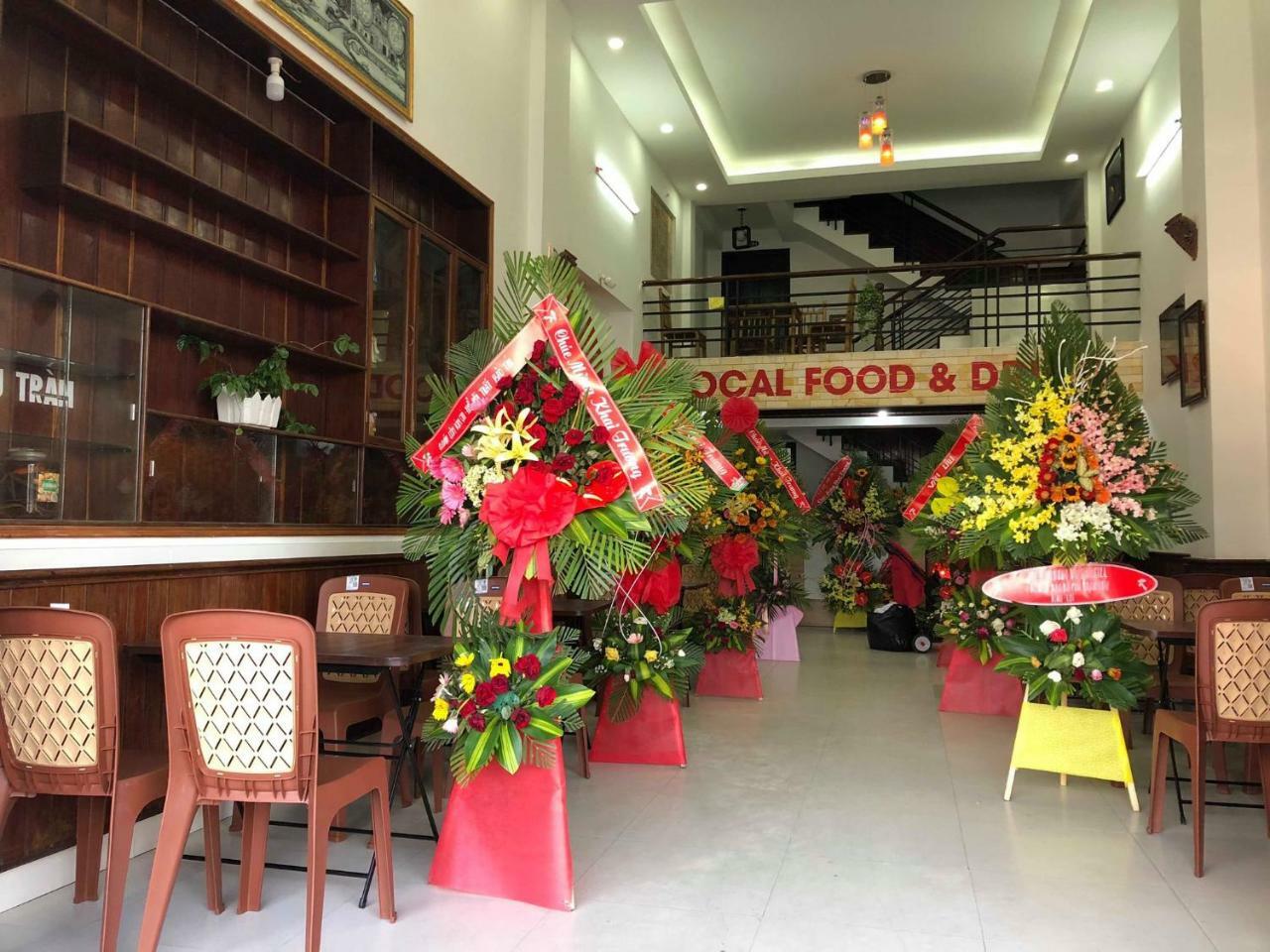 Viet Hostel Hue Exteriör bild