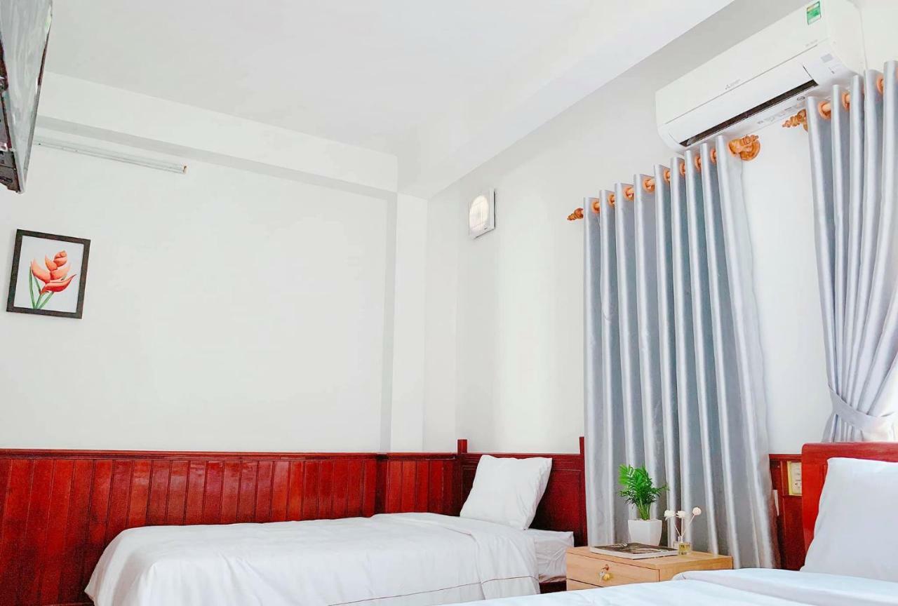 Viet Hostel Hue Exteriör bild