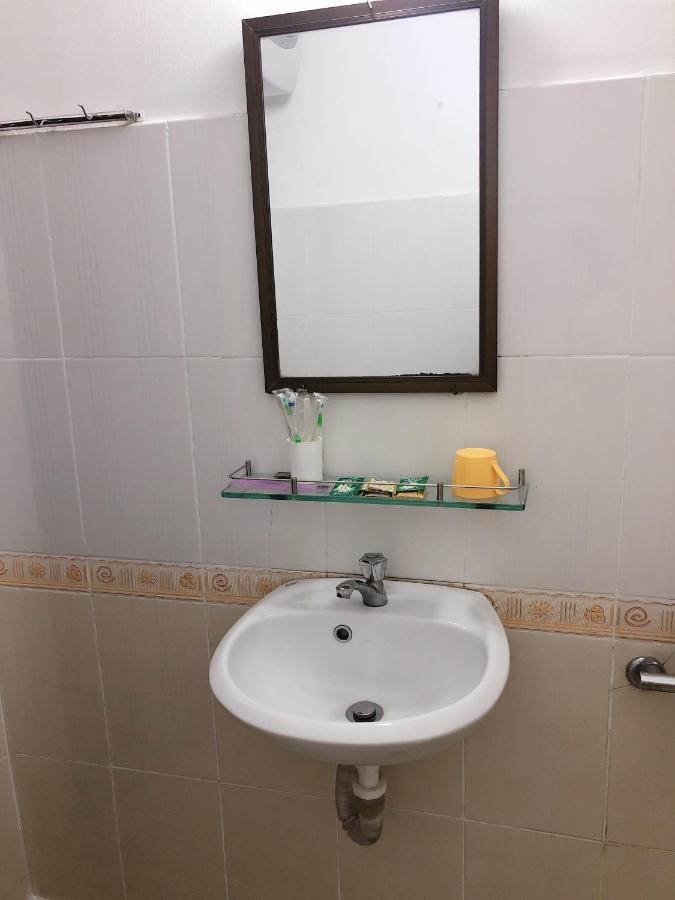 Viet Hostel Hue Exteriör bild